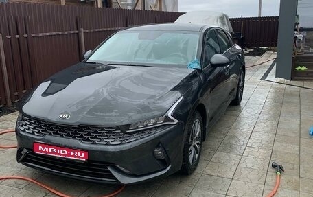 KIA K5, 2021 год, 3 020 000 рублей, 1 фотография