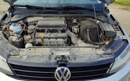 Volkswagen Jetta VI, 2015 год, 1 200 000 рублей, 14 фотография