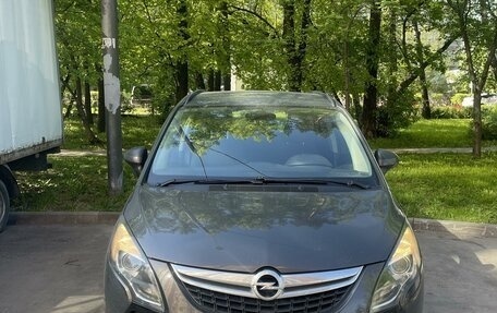 Opel Zafira C рестайлинг, 2012 год, 1 250 000 рублей, 1 фотография