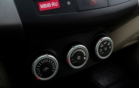 Mitsubishi Outlander III рестайлинг 3, 2007 год, 1 399 000 рублей, 21 фотография