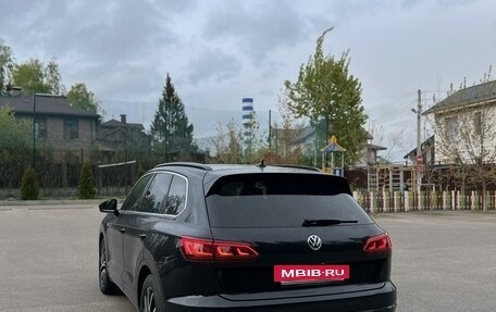 Volkswagen Touareg III, 2019 год, 6 700 000 рублей, 3 фотография