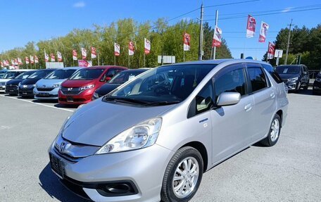 Honda Fit Shuttle I рестайлинг, 2013 год, 1 369 000 рублей, 3 фотография