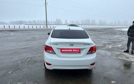 Hyundai Solaris II рестайлинг, 2012 год, 495 000 рублей, 4 фотография