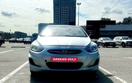 Hyundai Solaris II рестайлинг, 2014 год, 565 000 рублей, 1 фотография