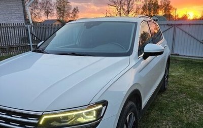 Volkswagen Tiguan II, 2019 год, 3 440 000 рублей, 1 фотография