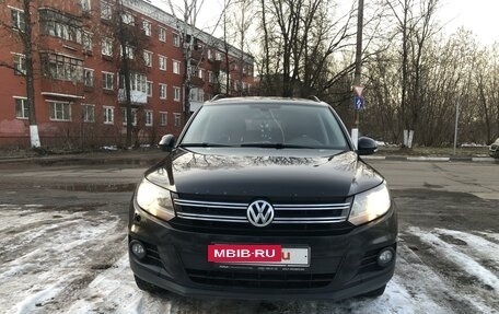 Volkswagen Tiguan I, 2012 год, 1 000 000 рублей, 2 фотография