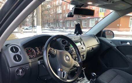 Volkswagen Tiguan I, 2012 год, 1 000 000 рублей, 8 фотография