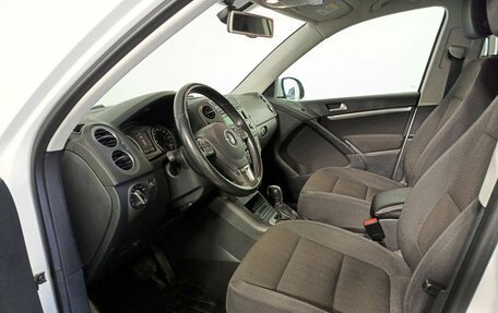 Volkswagen Tiguan I, 2011 год, 1 798 000 рублей, 16 фотография