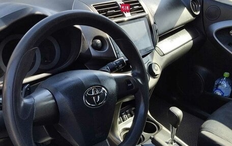 Toyota RAV4, 2011 год, 1 640 000 рублей, 8 фотография