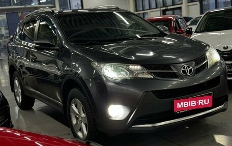 Toyota RAV4, 2014 год, 2 396 000 рублей, 4 фотография