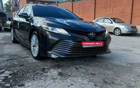 Toyota Camry, 2018 год, 2 500 000 рублей, 3 фотография