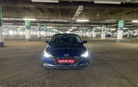 Hyundai Elantra, 2020 год, 2 500 000 рублей, 4 фотография