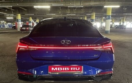 Hyundai Elantra, 2020 год, 2 500 000 рублей, 8 фотография