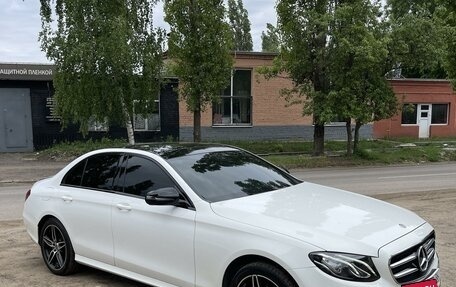 Mercedes-Benz E-Класс, 2017 год, 3 900 000 рублей, 4 фотография