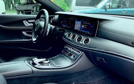 Mercedes-Benz E-Класс, 2017 год, 3 900 000 рублей, 8 фотография