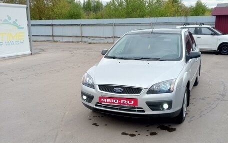 Ford Focus II рестайлинг, 2005 год, 390 000 рублей, 2 фотография