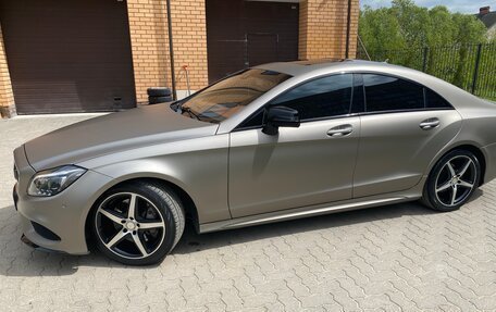 Mercedes-Benz CLS, 2015 год, 3 330 000 рублей, 14 фотография