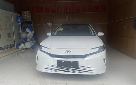 Toyota Camry, 2024 год, 5 450 000 рублей, 2 фотография