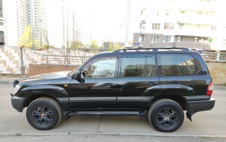 Toyota Land Cruiser 100 рестайлинг 2, 2006 год, 3 500 000 рублей, 6 фотография