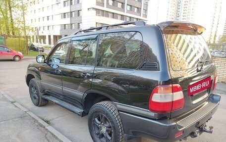 Toyota Land Cruiser 100 рестайлинг 2, 2006 год, 3 500 000 рублей, 7 фотография