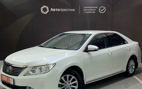 Toyota Camry, 2014 год, 1 870 000 рублей, 3 фотография