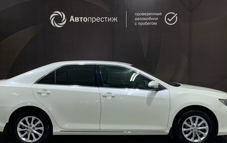 Toyota Camry, 2014 год, 1 870 000 рублей, 5 фотография