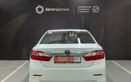 Toyota Camry, 2014 год, 1 870 000 рублей, 7 фотография