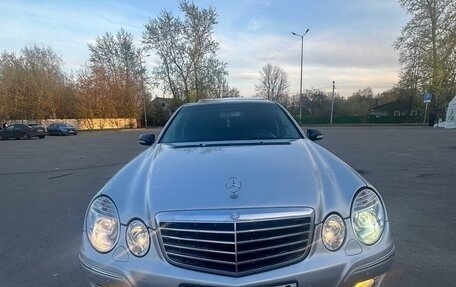 Mercedes-Benz E-Класс, 2002 год, 780 000 рублей, 2 фотография