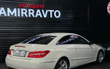 Mercedes-Benz E-Класс, 2010 год, 1 445 000 рублей, 4 фотография