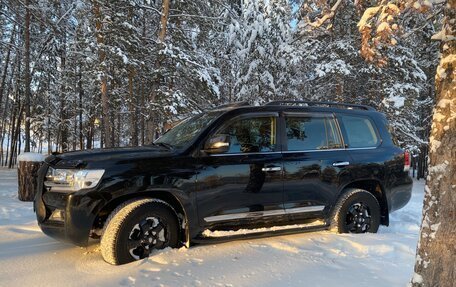 Toyota Land Cruiser 200, 2019 год, 11 300 000 рублей, 7 фотография