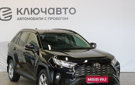 Toyota RAV4, 2020 год, 3 296 000 рублей, 3 фотография