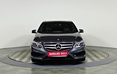 Mercedes-Benz E-Класс, 2015 год, 2 820 000 рублей, 2 фотография