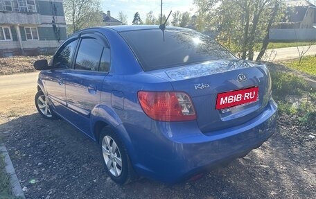 KIA Rio II, 2011 год, 915 000 рублей, 2 фотография