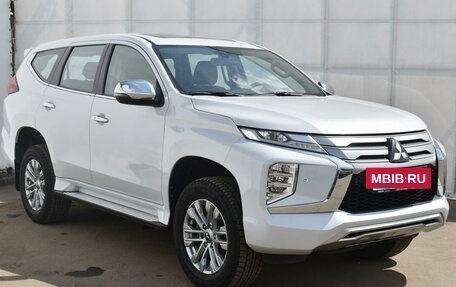 Mitsubishi Pajero Sport III рестайлинг, 2020 год, 4 428 000 рублей, 3 фотография