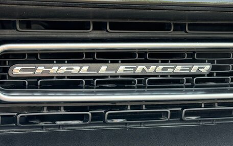 Dodge Challenger III рестайлинг 2, 2018 год, 3 880 000 рублей, 34 фотография