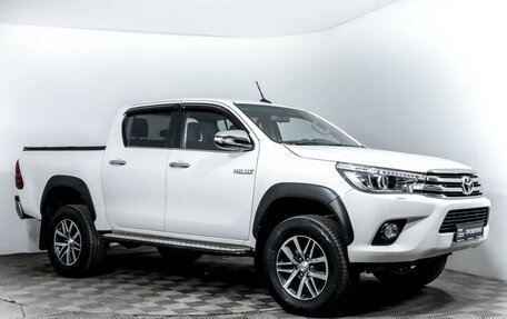 Toyota Hilux VIII, 2017 год, 3 998 000 рублей, 3 фотография