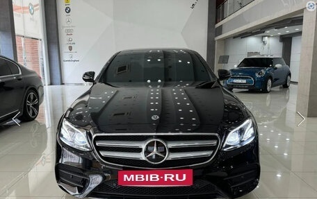 Mercedes-Benz E-Класс, 2020 год, 2 850 000 рублей, 3 фотография