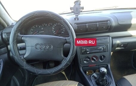 Audi A4, 1996 год, 275 000 рублей, 8 фотография