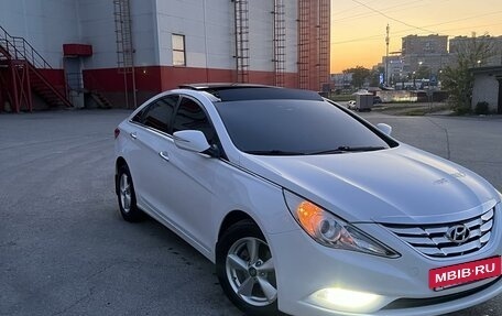 Hyundai Sonata VI, 2011 год, 1 350 000 рублей, 3 фотография