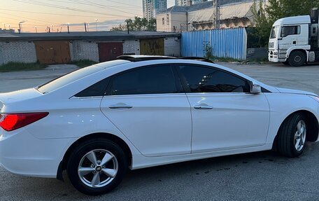 Hyundai Sonata VI, 2011 год, 1 350 000 рублей, 4 фотография