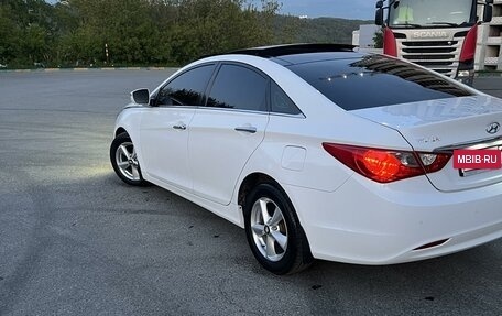 Hyundai Sonata VI, 2011 год, 1 350 000 рублей, 5 фотография