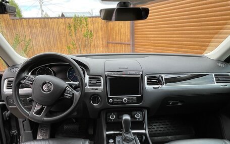 Volkswagen Touareg III, 2017 год, 4 400 000 рублей, 7 фотография