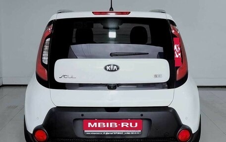 KIA Soul II рестайлинг, 2016 год, 1 250 000 рублей, 3 фотография