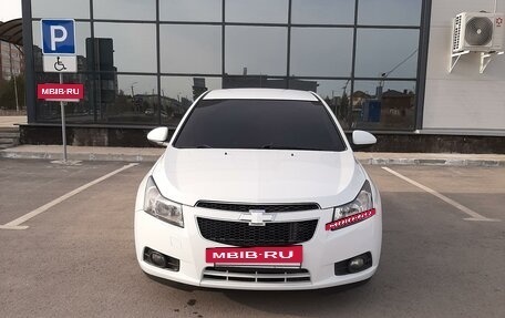 Chevrolet Cruze II, 2011 год, 660 000 рублей, 2 фотография