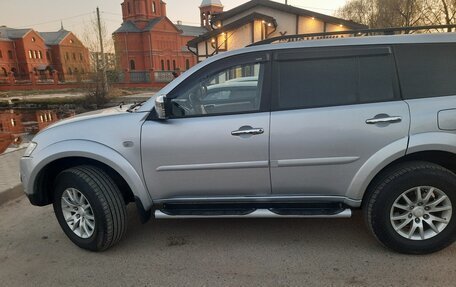 Mitsubishi Pajero Sport II рестайлинг, 2013 год, 1 725 000 рублей, 5 фотография