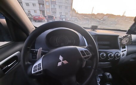 Mitsubishi Pajero Sport II рестайлинг, 2013 год, 1 725 000 рублей, 8 фотография