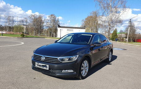 Volkswagen Passat B8 рестайлинг, 2018 год, 2 000 000 рублей, 1 фотография