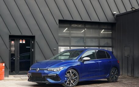 Volkswagen Golf R, 2021 год, 1 фотография