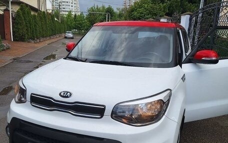 KIA Soul II рестайлинг, 2018 год, 1 740 000 рублей, 1 фотография