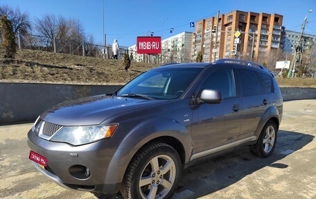 Mitsubishi Outlander III рестайлинг 3, 2007 год, 1 150 000 рублей, 1 фотография